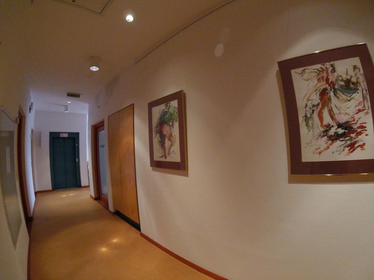 Haus Mobene - Hotel Garni Graz Bagian luar foto